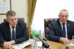 Состоялась рабочая встреча Губернатора с генеральным директором ООО «Строительно-дорожные машины»