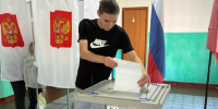 Комаричская молодежь активно голосует на выборах - Газета Верный путь