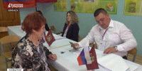 Мать героя России Лидия Ермакова посетила избирательные участки, чтобы проголосовать на выборах губернатора Брянской области - Газета Верный путь